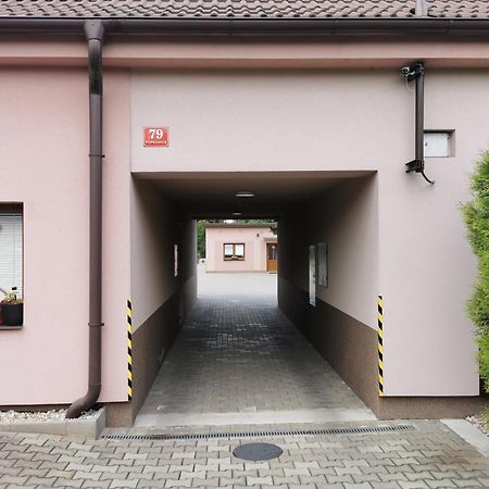Apartmány Svítkov 79 Pardubice Exterior foto