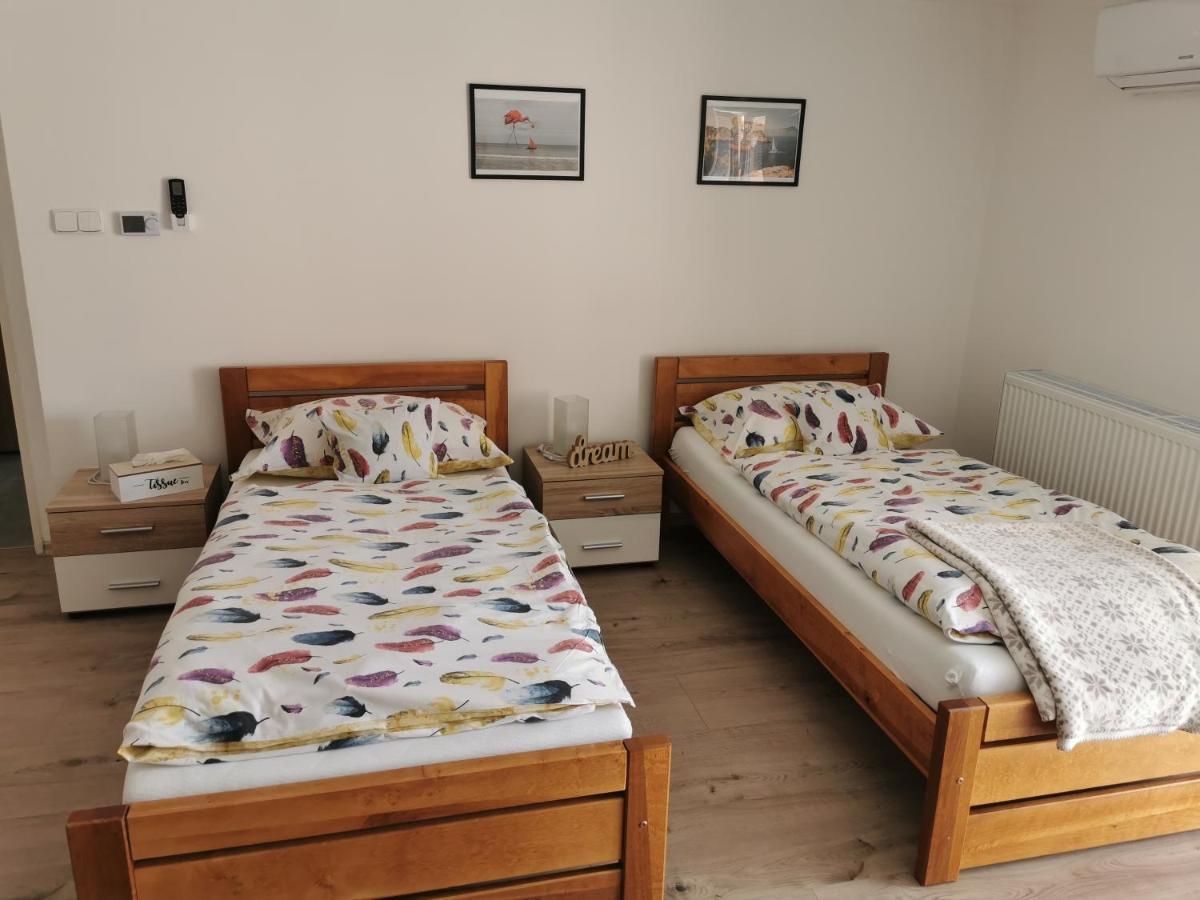 Apartmány Svítkov 79 Pardubice Exterior foto