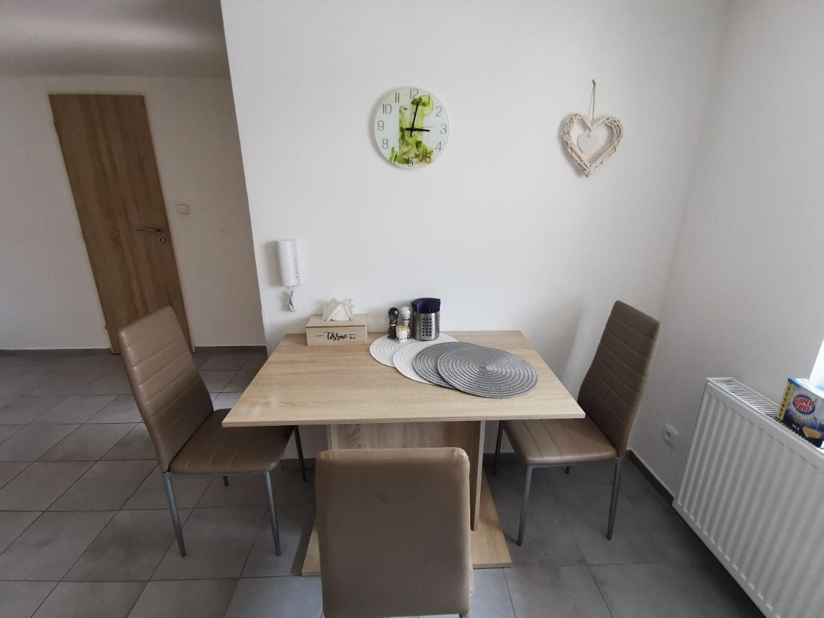 Apartmány Svítkov 79 Pardubice Exterior foto
