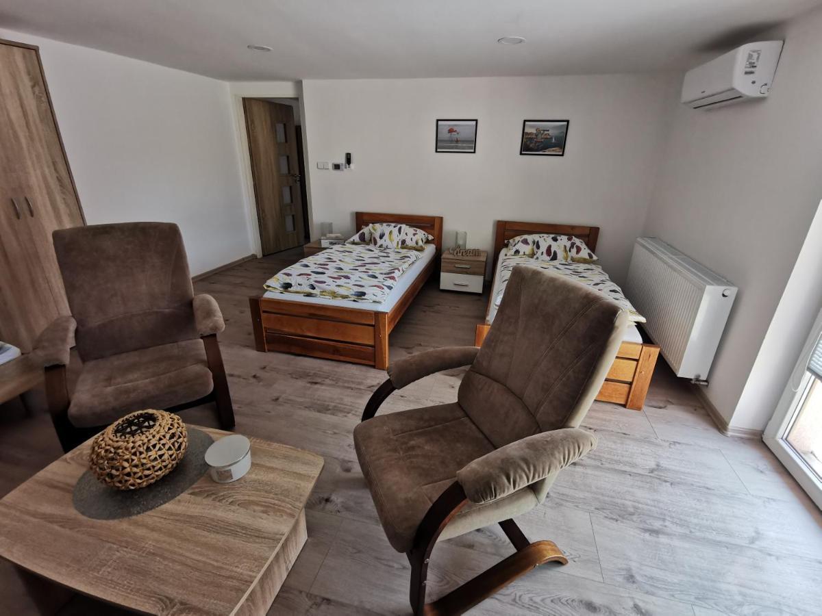 Apartmány Svítkov 79 Pardubice Exterior foto